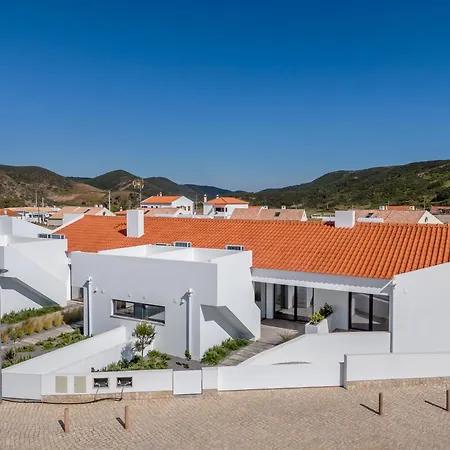 Casa Zavial *